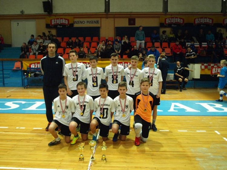 Mlađi pioniri Nogometnog kluba Slavonija osvojili 27. BMNT &quot;Požega 2017&quot;