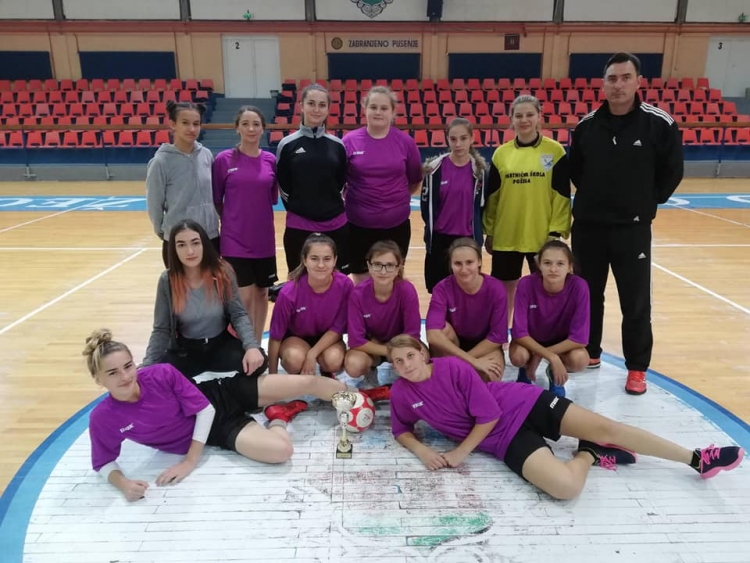 Djevojke ŠSD Obrtnik prve u futsalu na županijskom natjecanju Školskih sportskih društava srednjih škola
