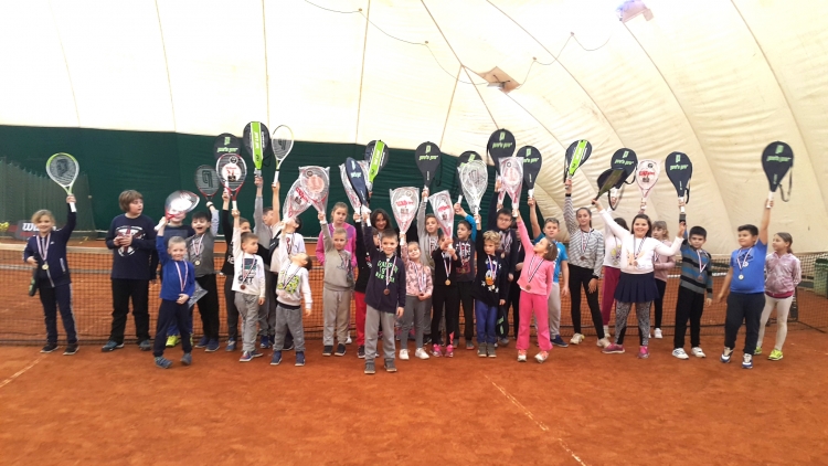 Teniski klub Požega organizirao druženje za polaznike Škole tenisa
