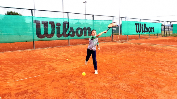 Teniski klub Požega je organizirao Ljetnu tenisku ligu za djecu u sklopu Požeškog sportskog ljeta