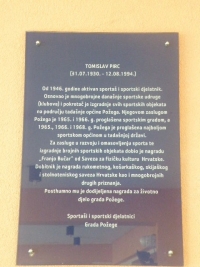 Postavljena spomen ploča Tomislavu Pircu