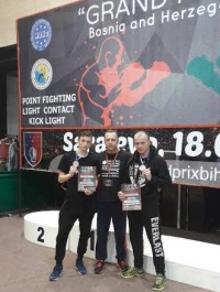 Borci Bushida osvojili 2 srebra na jakom kickboxing turniru u Sarajevu