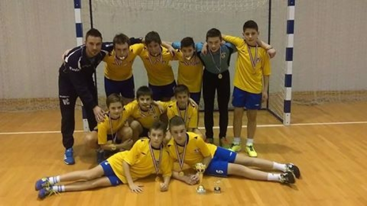 Mlađi pioniri ŠNK Slavonija osvojili 3. Novogodišnji turnir u Velikoj