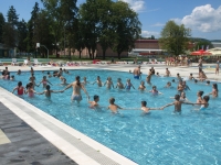 282 polaznika Škole plivanja odradilo prvi dan obuke, upisi traju do kraja tjedna