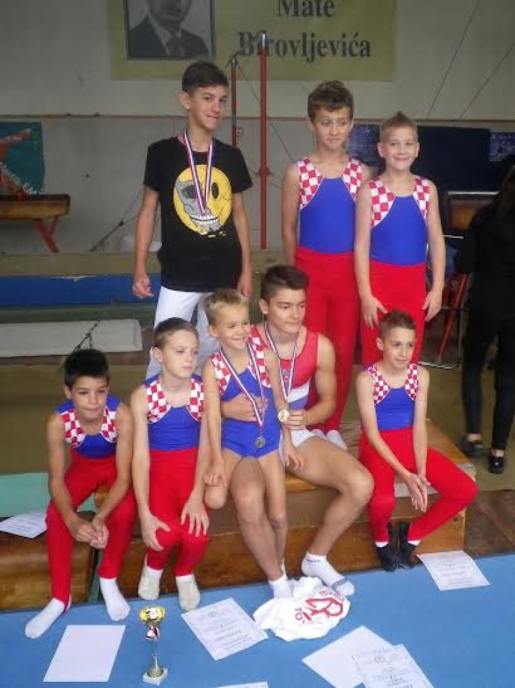 Požeški gimnastičari uspješni u Valpovu