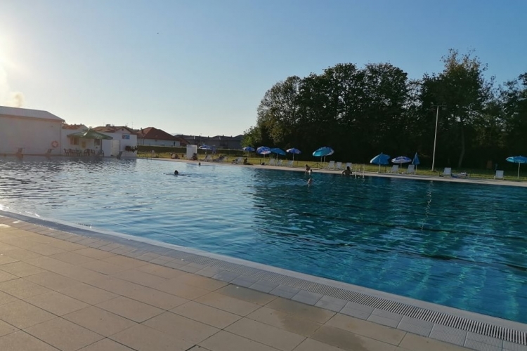 Sezona kupanja na Gradskim bazenima završava u subotu, 28. kolovoza