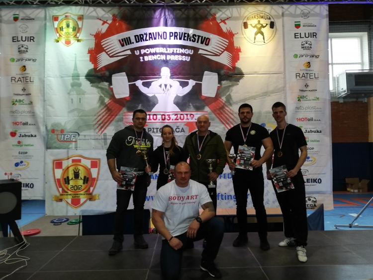 Pet natjecatelja Powerlifting kluba Body Art osvojilo naslove državnih prvaka u bench pressu na državnom prvenstvu u Pitomači